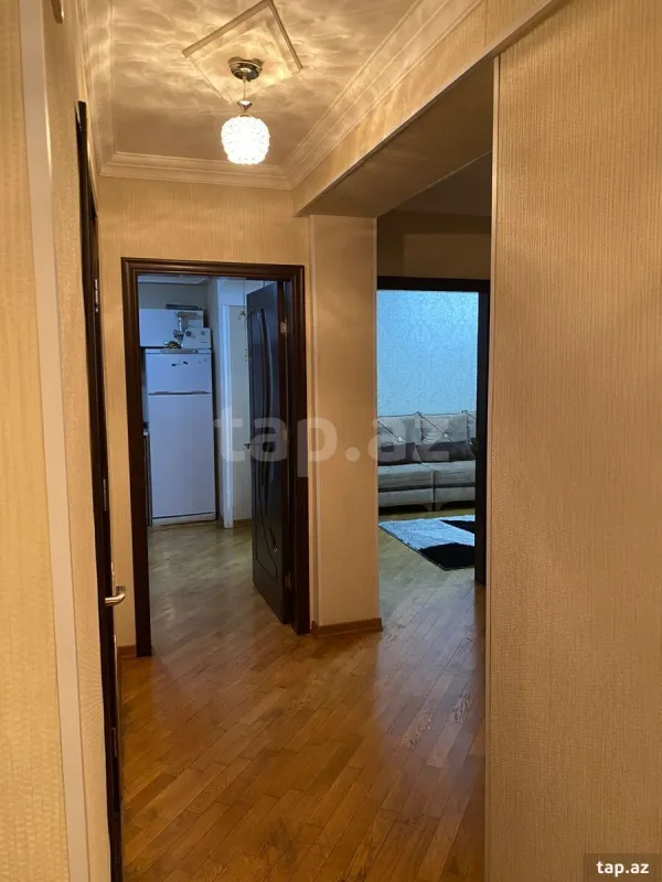 Satılır 2 otaqlı yeni tikili 74 m²