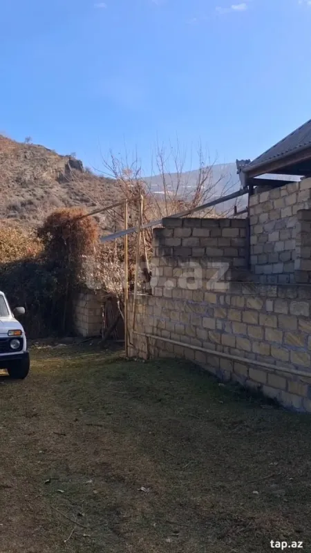 Satılır 2 otaqlı həyət evi