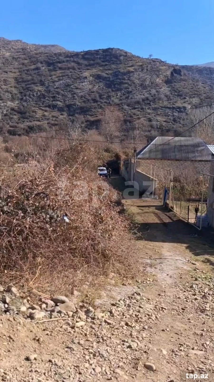 Satılır 2 otaqlı həyət evi