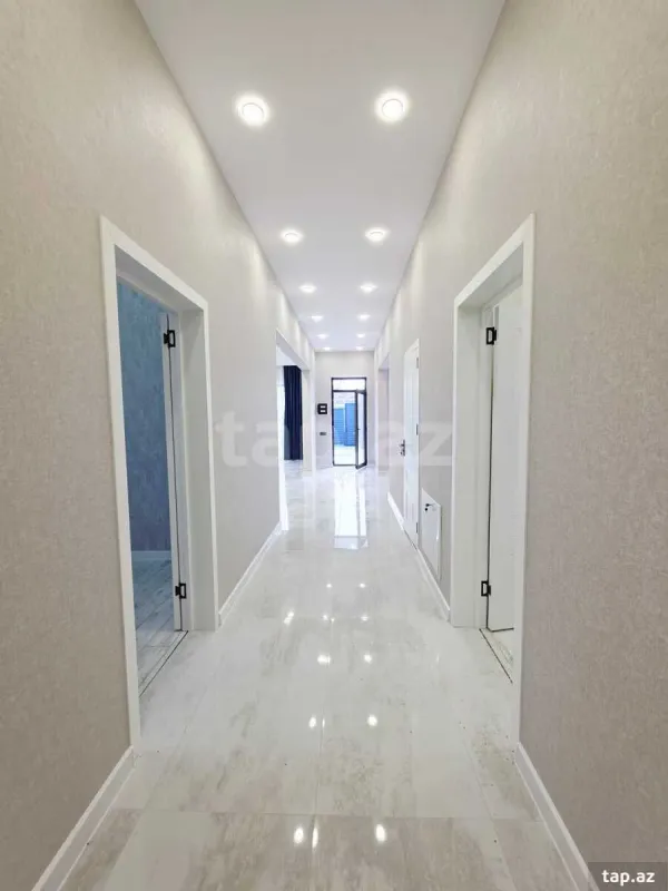 Satılır 4 otaqlı həyət evi