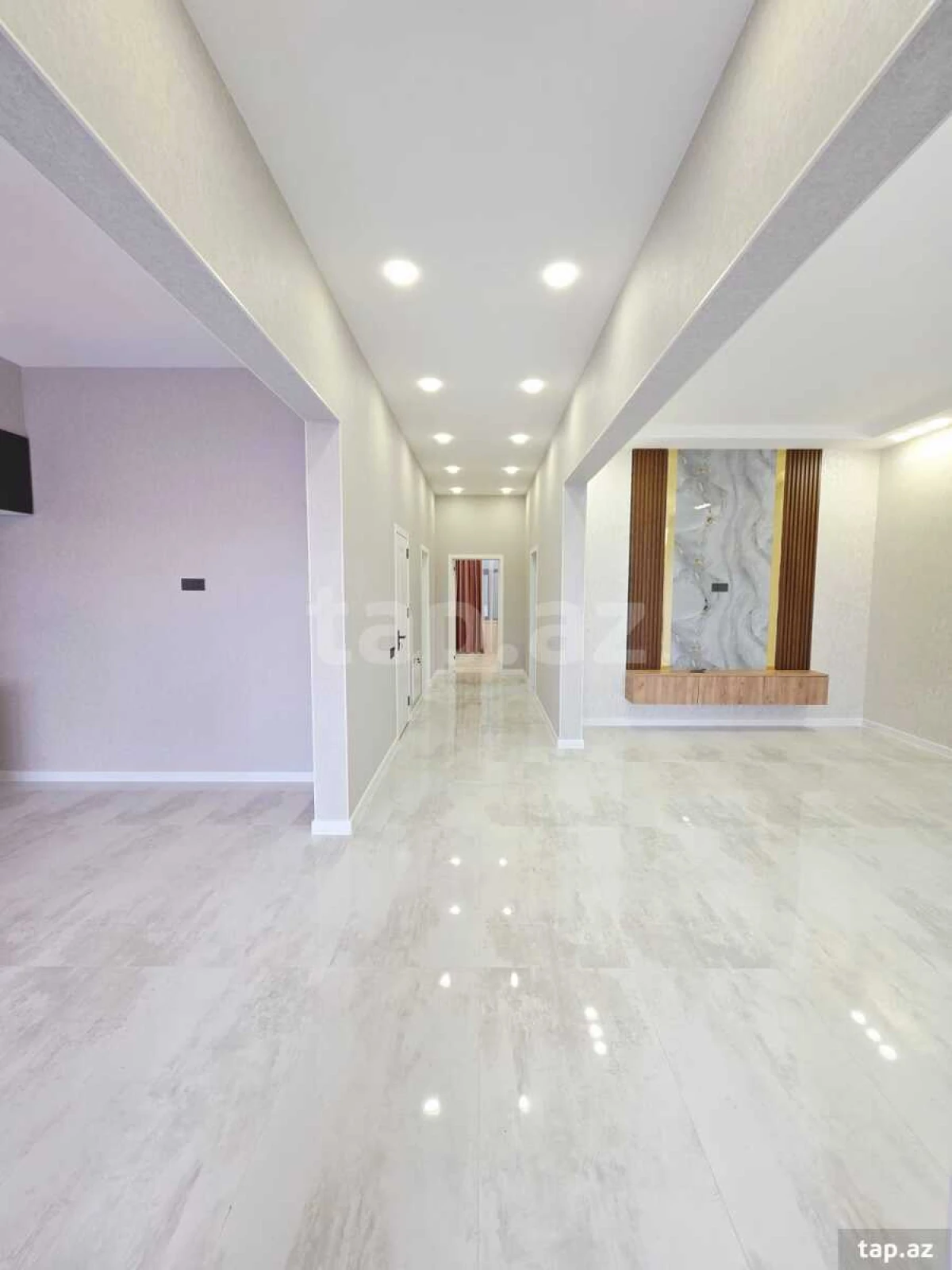 Satılır 4 otaqlı həyət evi