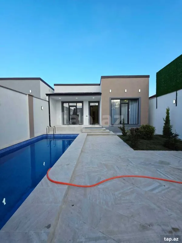 Satılır 4 otaqlı həyət evi