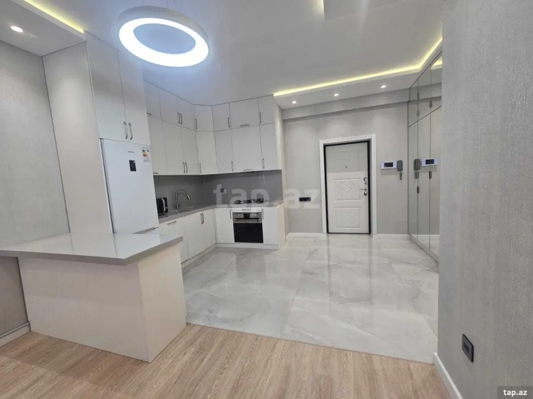 Kirayə verilir 2 otaqlı yeni tikili 80 m²