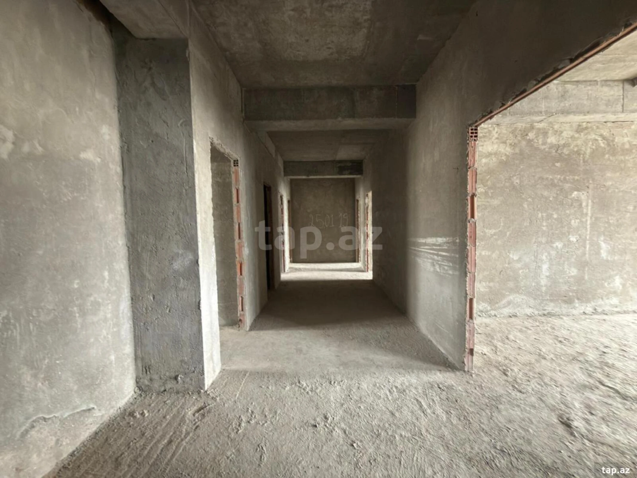 Satılır 5 otaqlı yeni tikili 206 m²