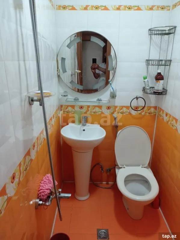 Kirayə verilir 2 otaqlı mənzil 60 m²