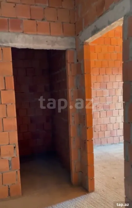 Satılır 2 otaqlı yeni tikili 79 m²