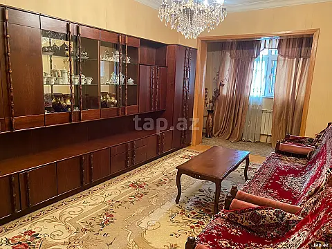 Kirayə verilir 2 otaqlı mənzil 61 m²