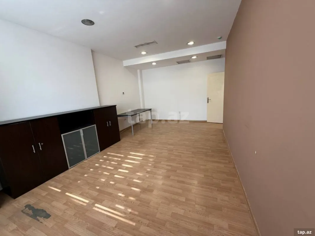 Kirayə verilir ofis