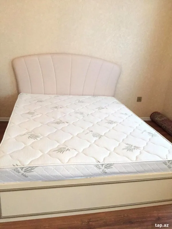 Satılır 3 otaqlı yeni tikili 105 m²