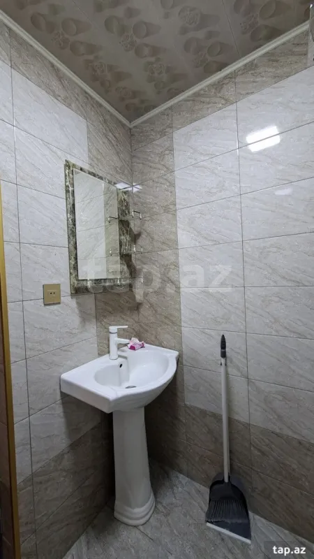 Kirayə verilir 2 otaqlı yeni tikili 55 m²
