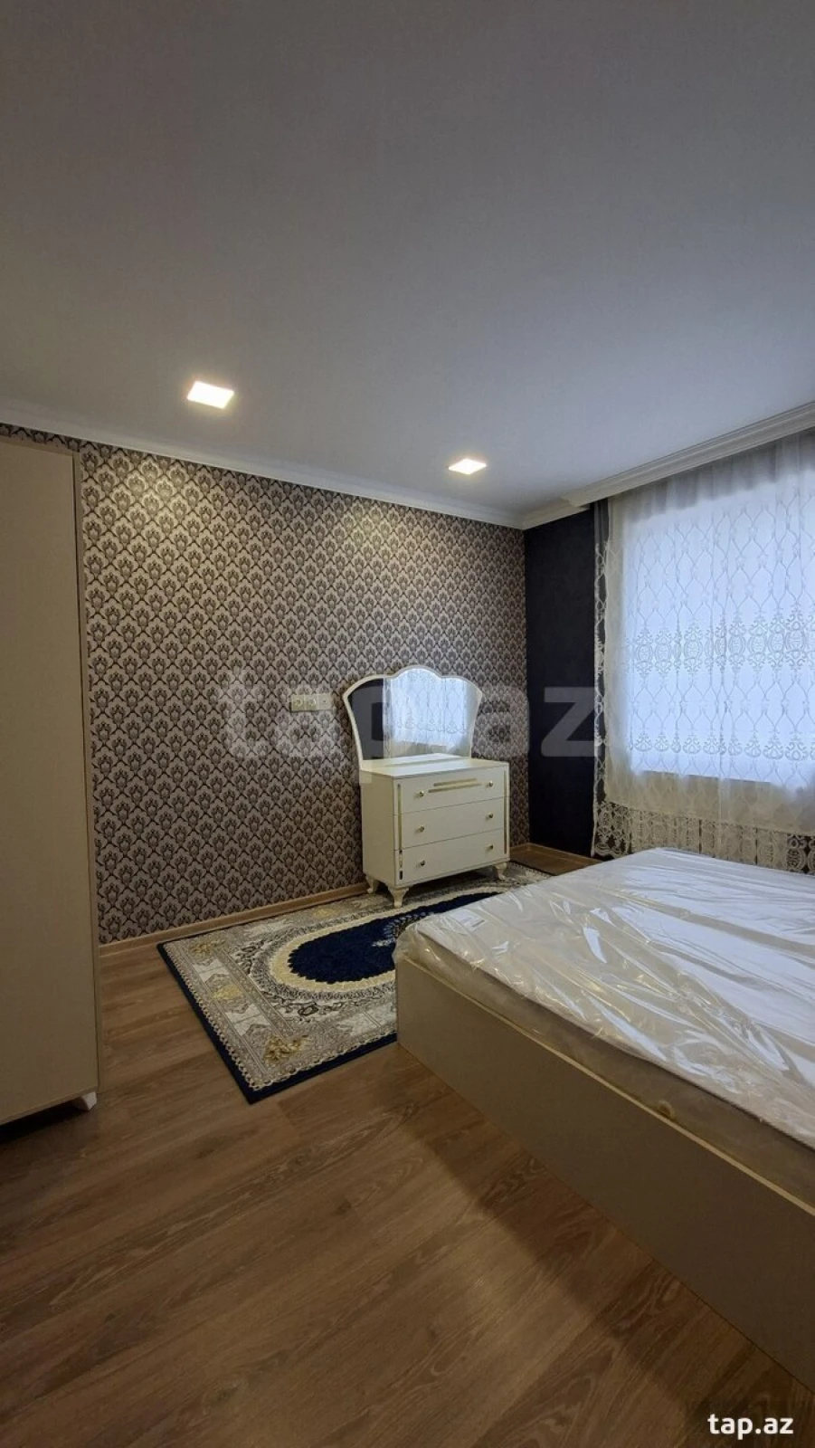 Kirayə verilir 2 otaqlı yeni tikili 55 m²