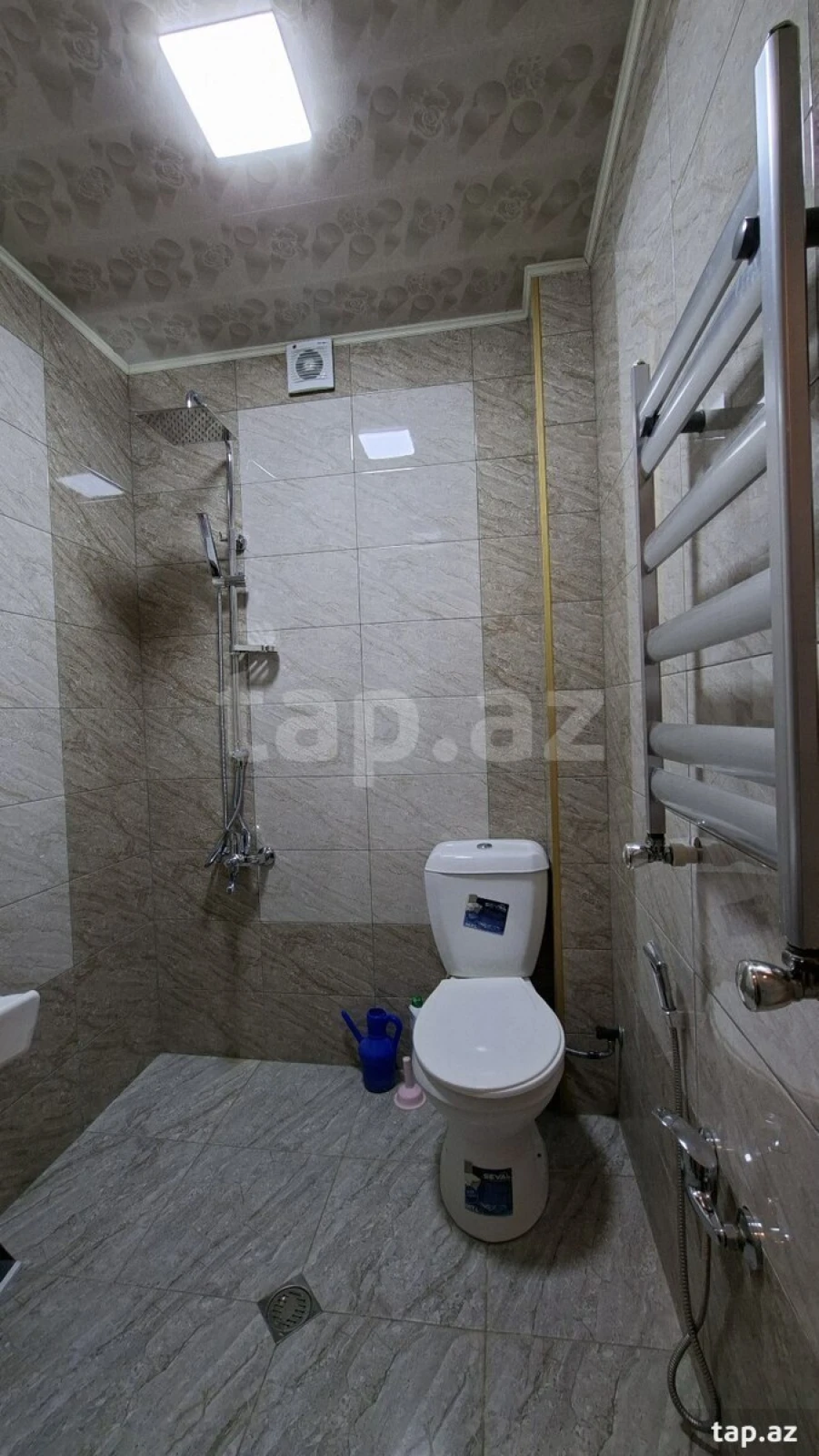 Kirayə verilir 2 otaqlı yeni tikili 55 m²