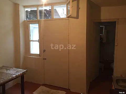Kirayə verilir 1 otaqlı həyət evi