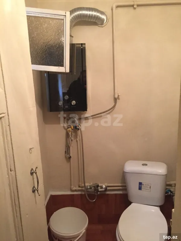 Kirayə verilir 1 otaqlı həyət evi