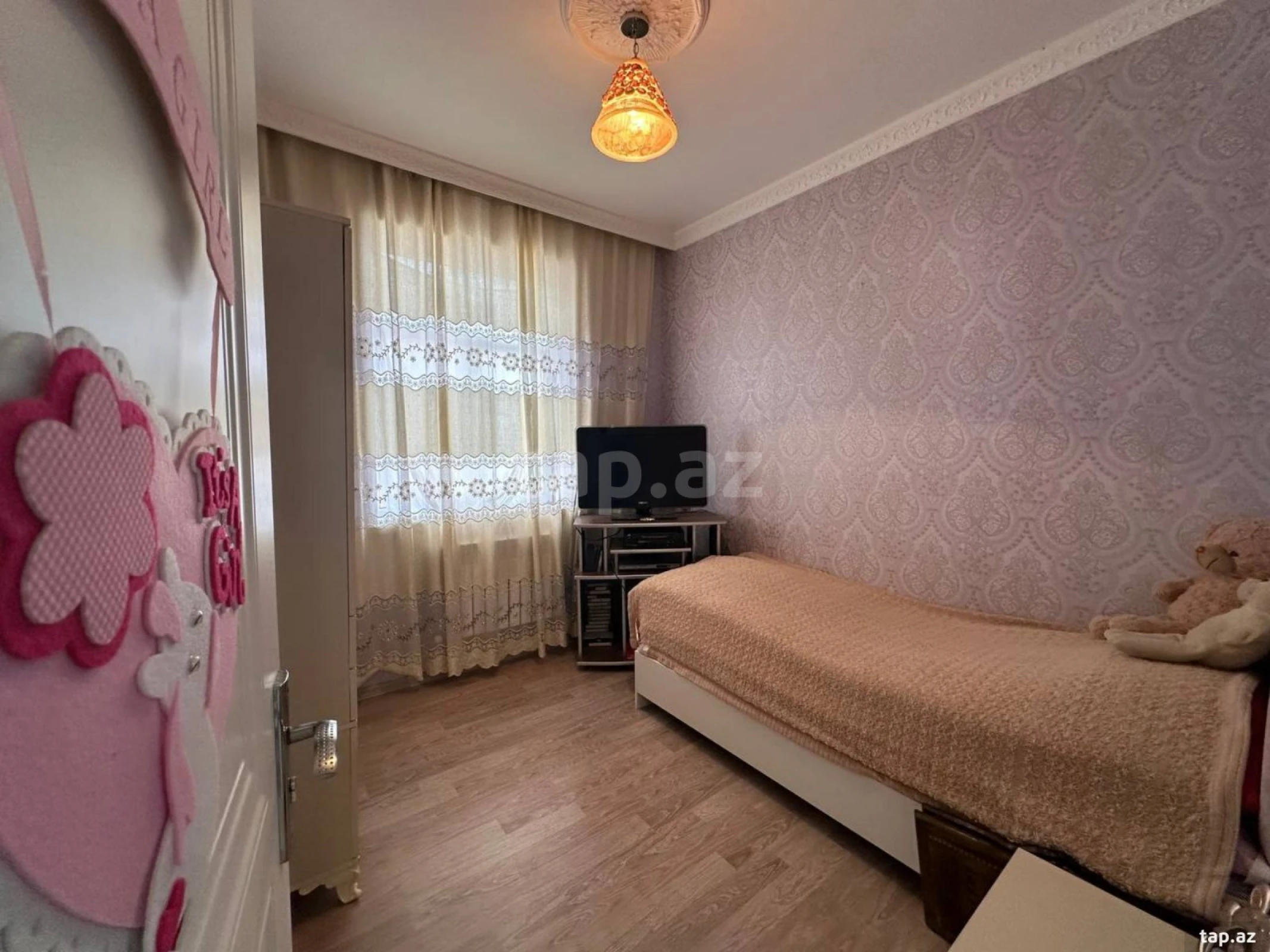 Satılır 4 otaqlı həyət evi