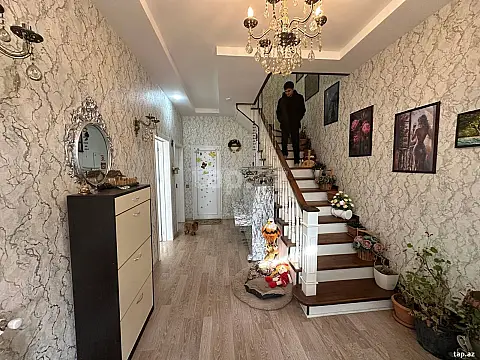Satılır 4 otaqlı həyət evi