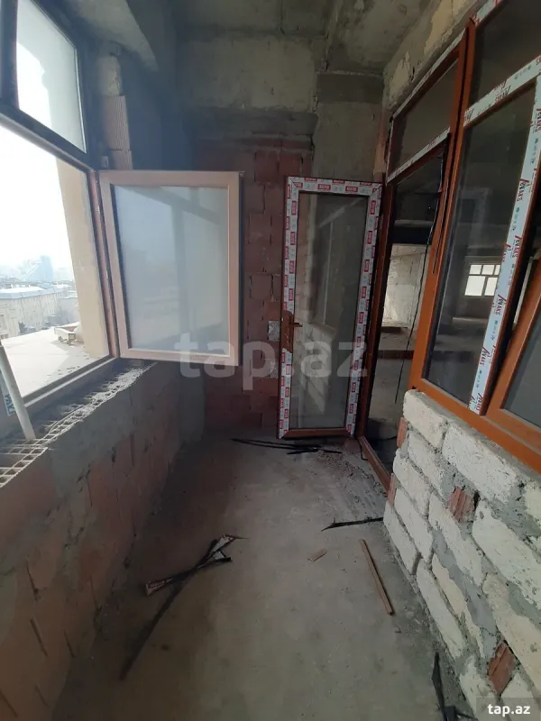 Satılır 5 otaqlı yeni tikili 190 m²