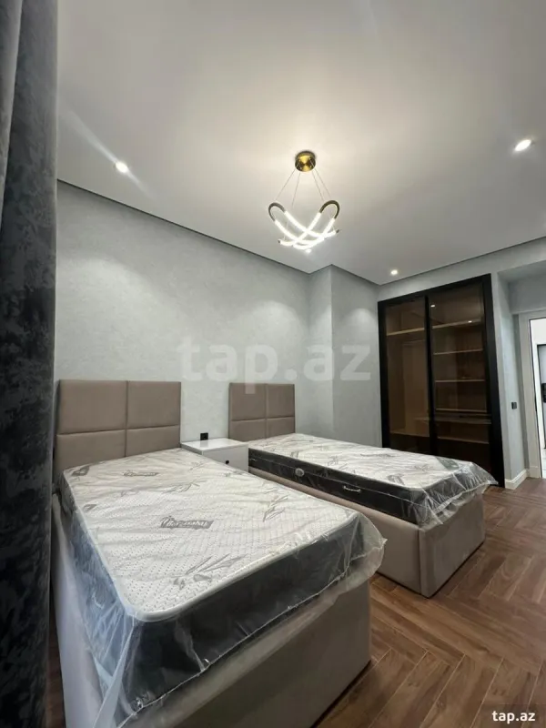 Kirayə verilir 3 otaqlı yeni tikili 115 m²