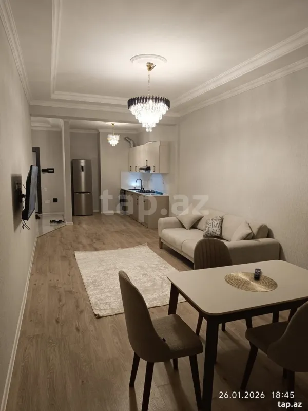 Kirayə verilir 2 otaqlı yeni tikili 72 m²