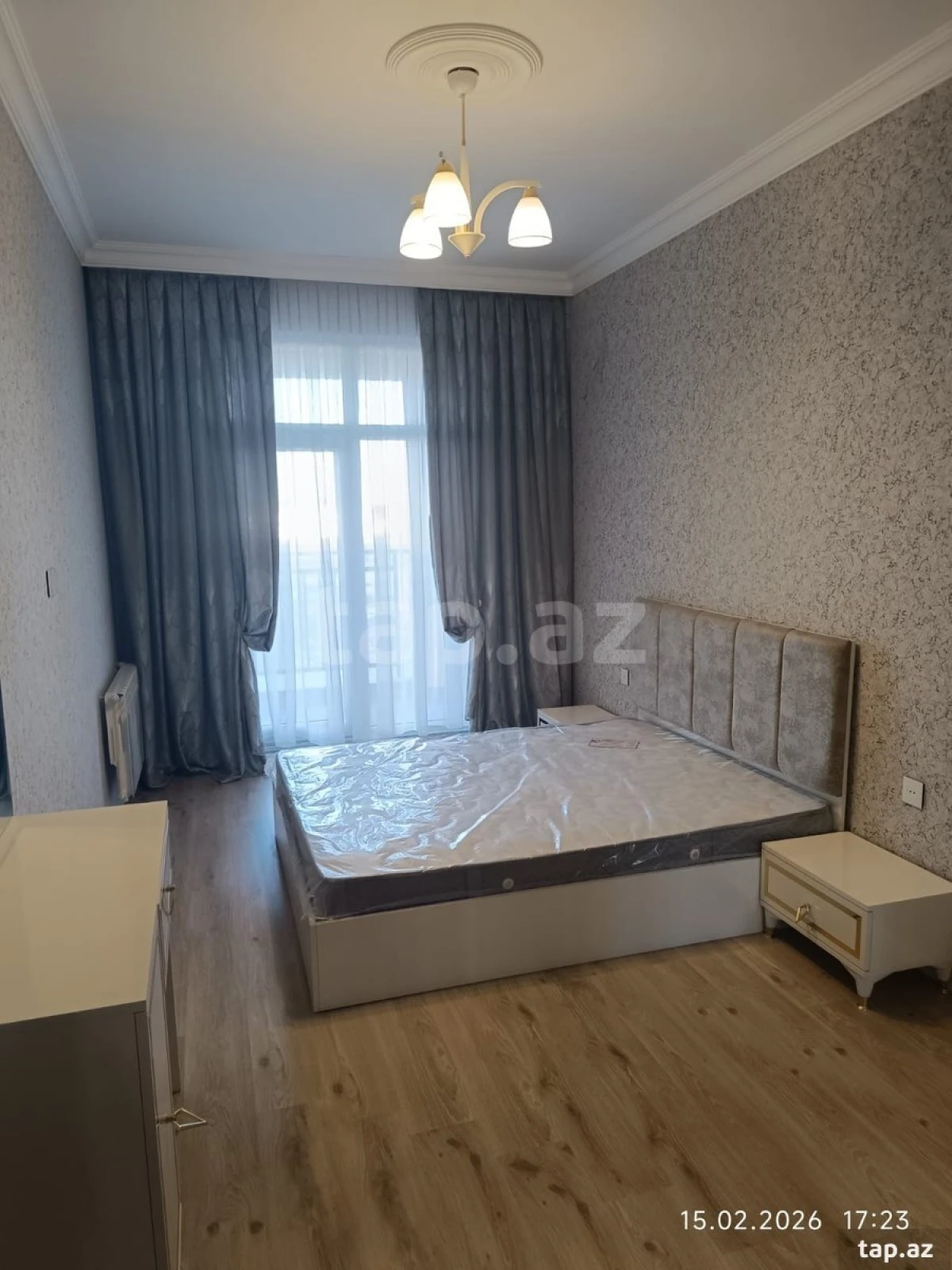 Kirayə verilir 2 otaqlı yeni tikili 72 m²