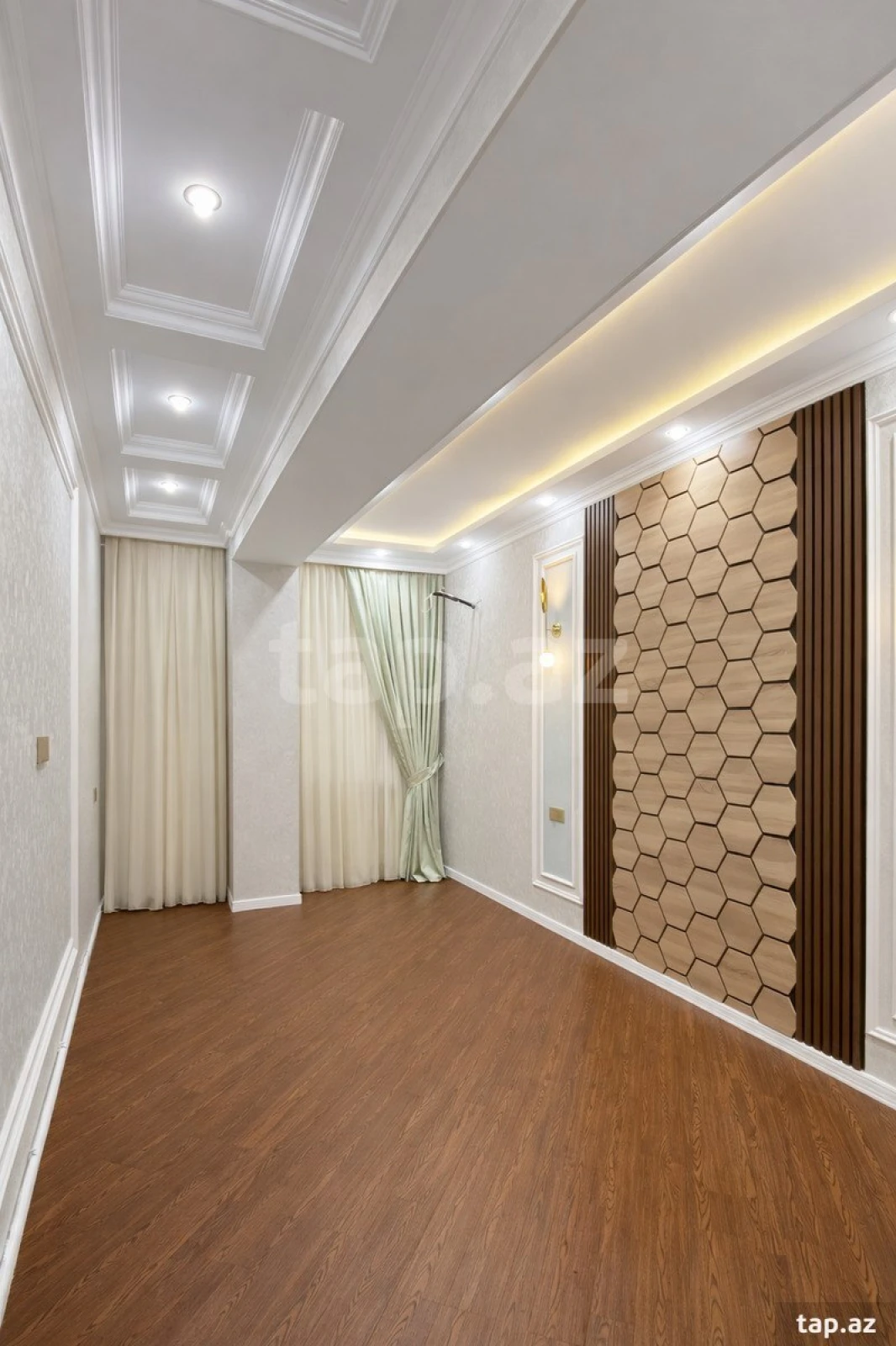 Satılır 3 otaqlı yeni tikili 104 m²