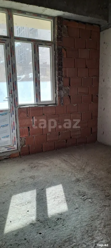 Satılır 2 otaqlı yeni tikili 79.5 m²