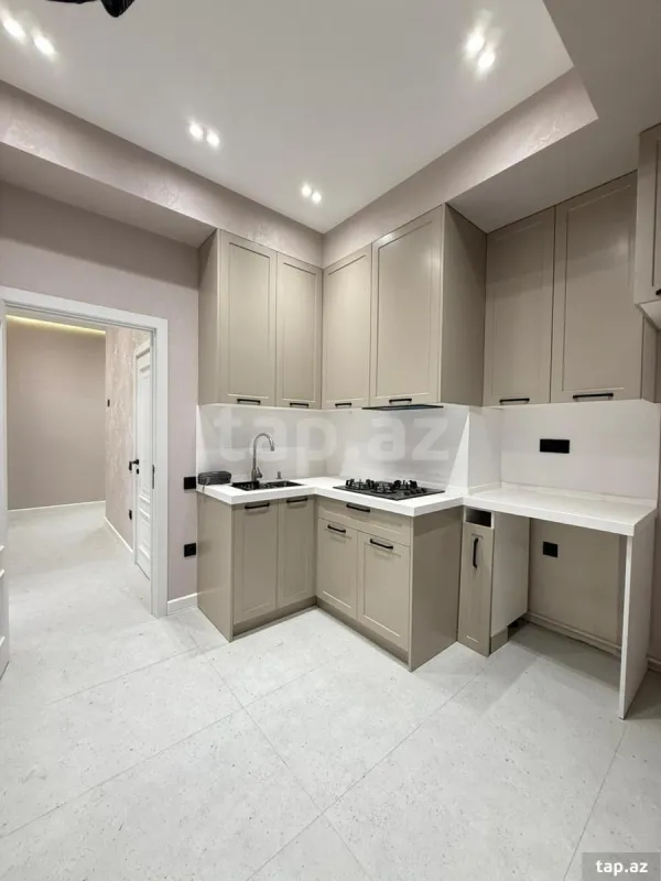 Satılır 2 otaqlı yeni tikili 63 m²
