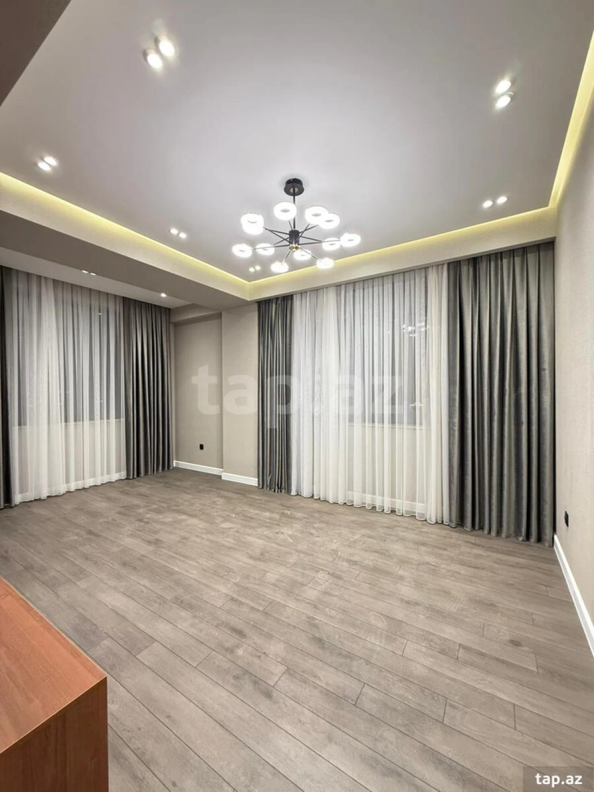 Satılır 2 otaqlı yeni tikili 63 m²