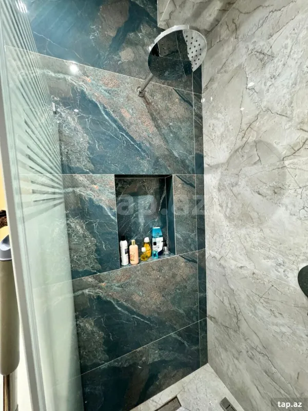 Satılır 3 otaqlı mənzil 98 m²