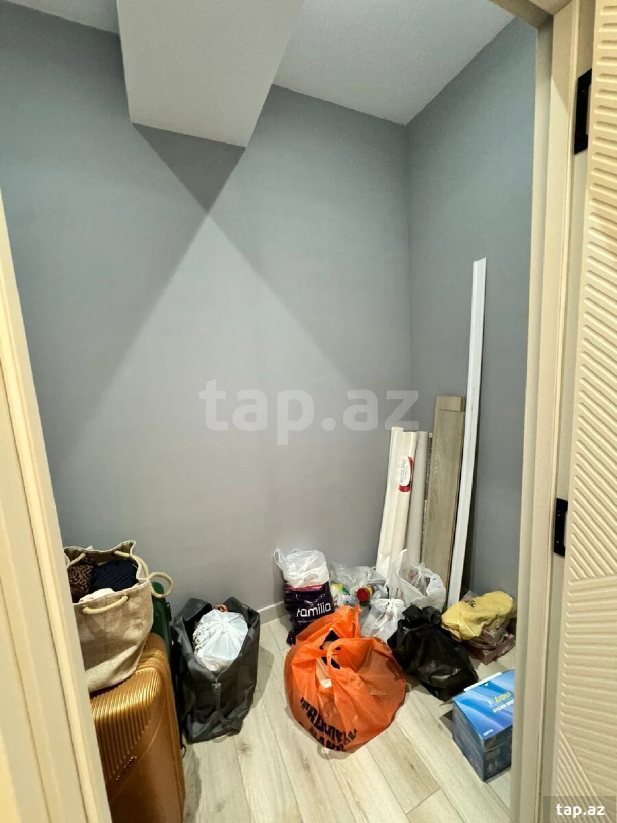 Satılır 3 otaqlı mənzil 98 m²