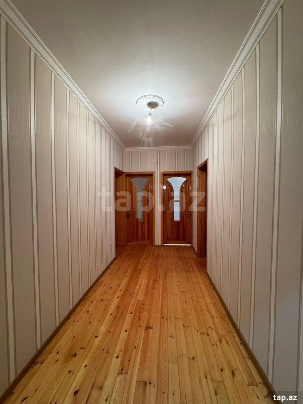 Satılır 4 otaqlı həyət evi