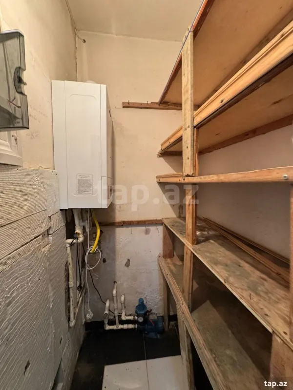 Satılır 4 otaqlı həyət evi