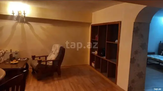 Kirayə verilir 3 otaqlı mənzil 90 m²