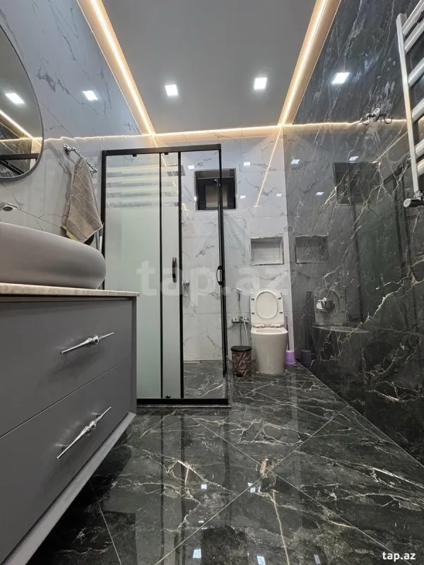 Kirayə verilir 3 otaqlı həyət evi