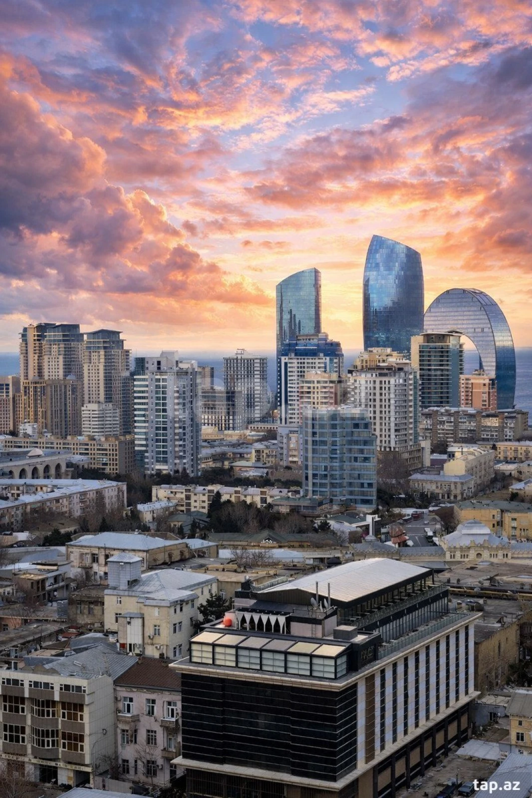 Satılır 3 otaqlı yeni tikili 95 m²