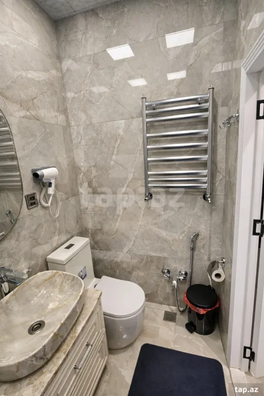 Satılır 3 otaqlı yeni tikili 95 m²