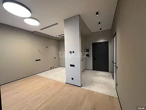 Satılır 2 otaqlı yeni tikili 74 m²
