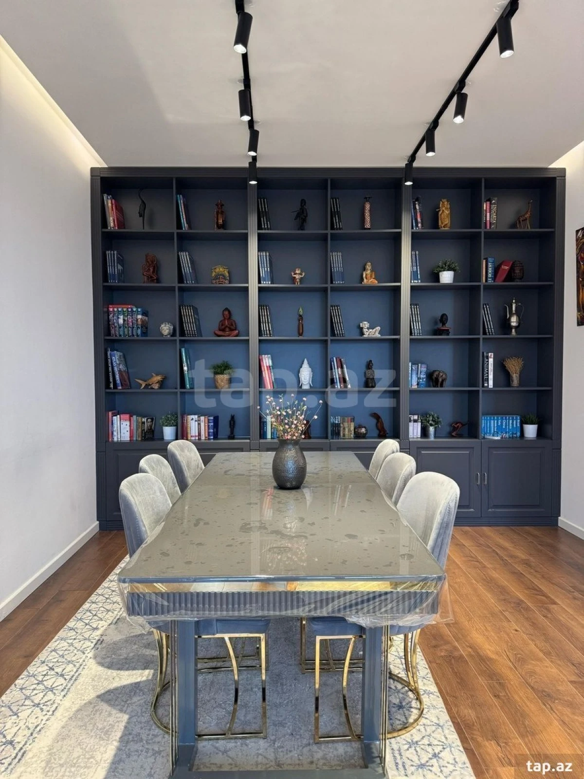 Kirayə verilir 5 otaqlı həyət evi