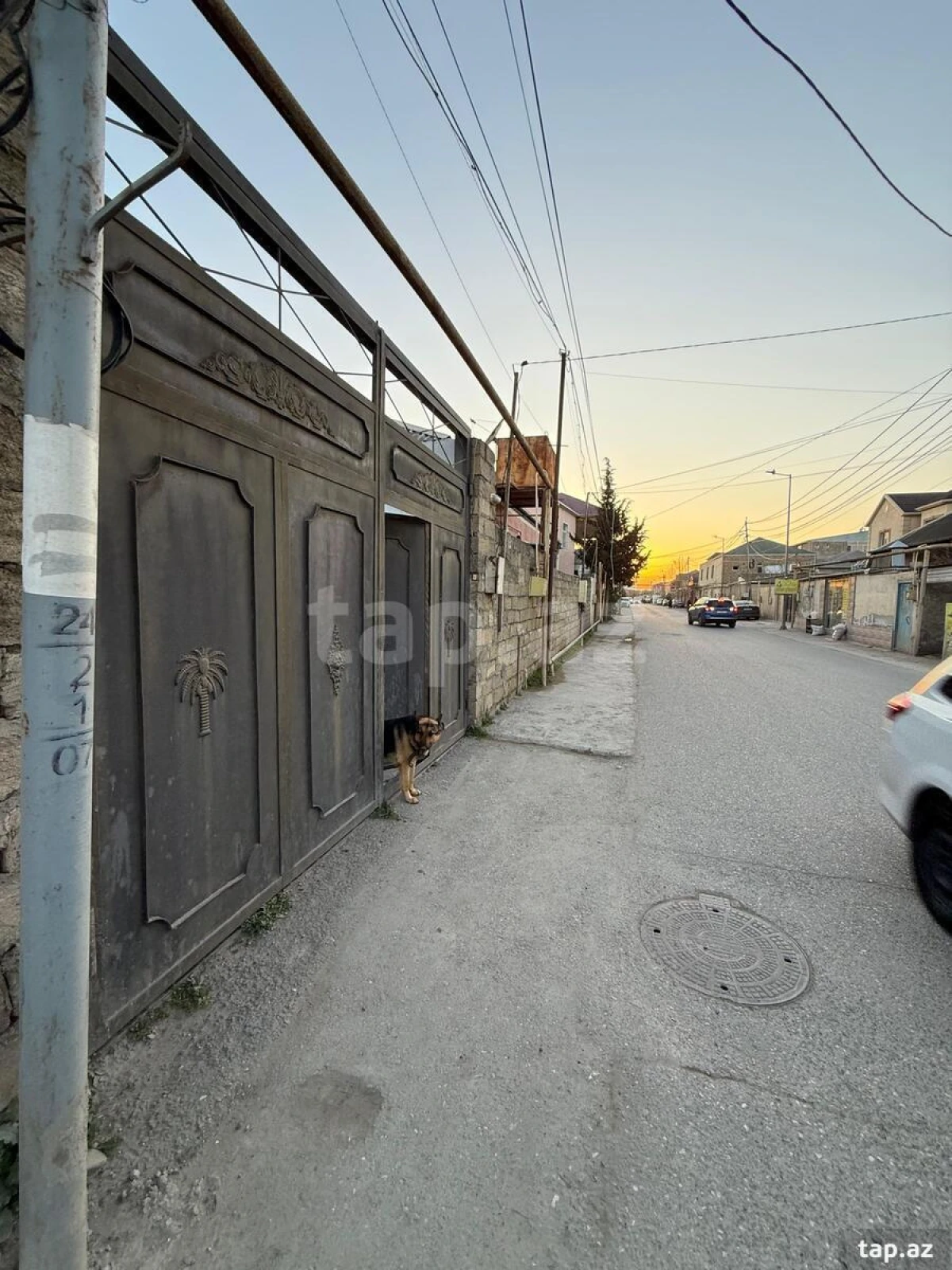 Satılır 4 otaqlı həyət evi