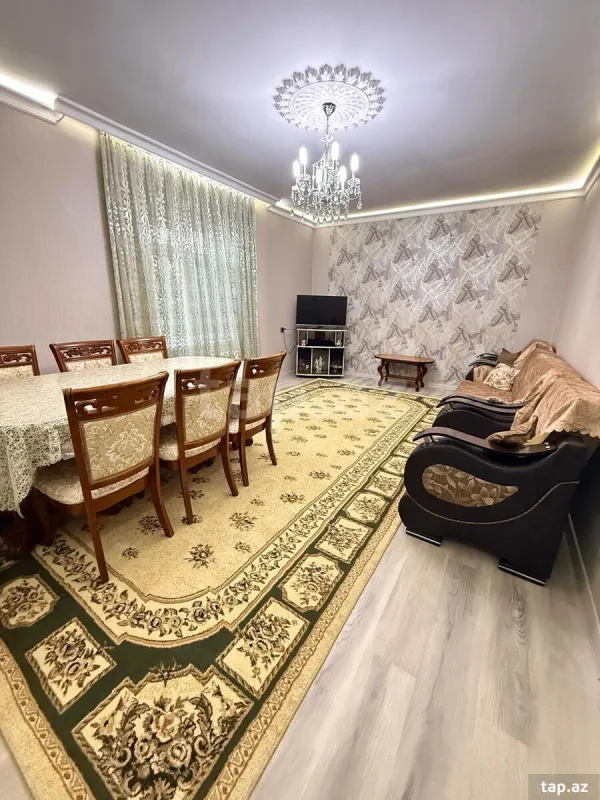 Satılır 4 otaqlı həyət evi