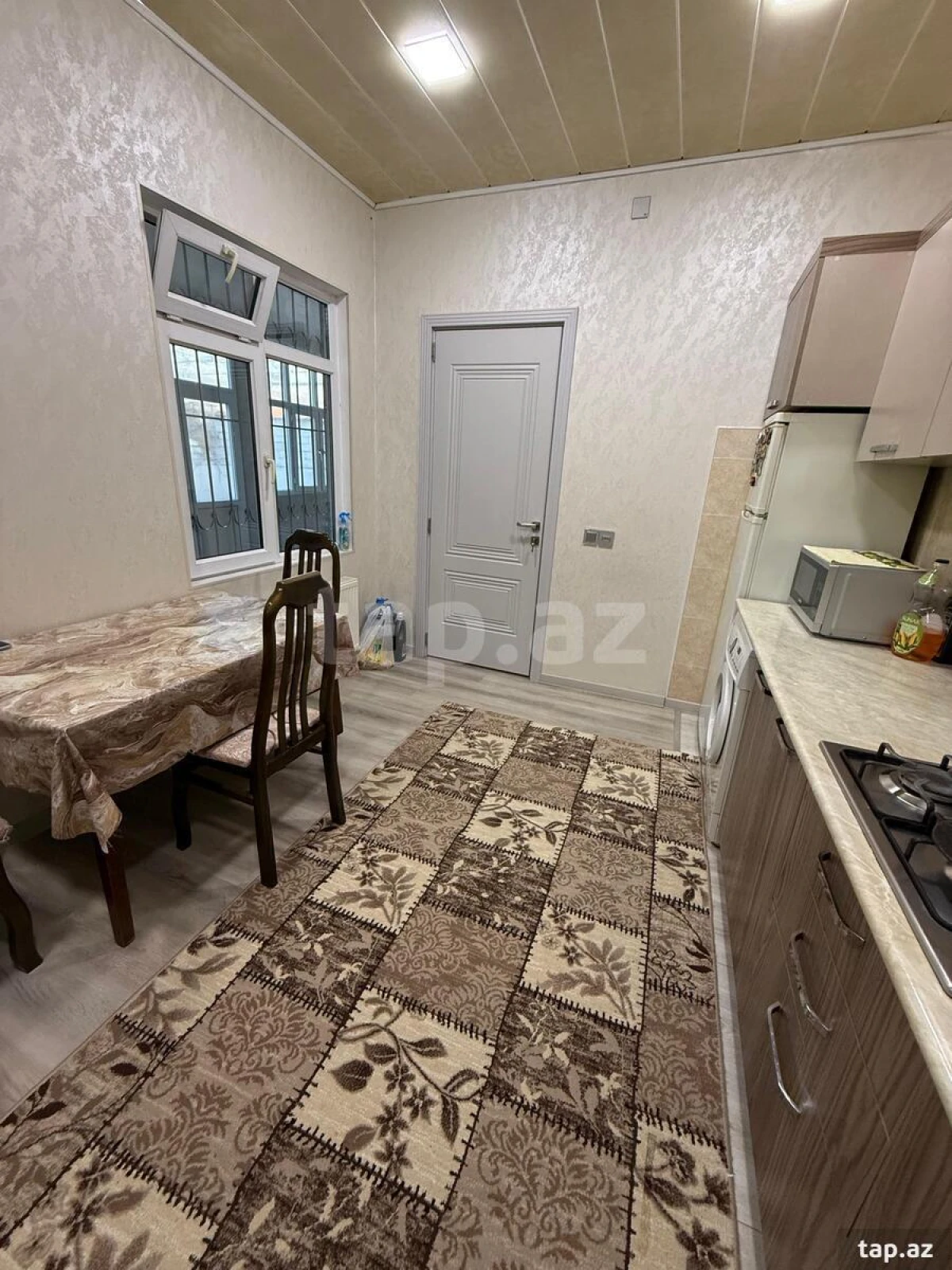 Satılır 4 otaqlı həyət evi