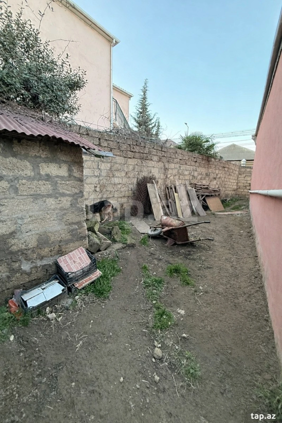 Satılır 4 otaqlı həyət evi