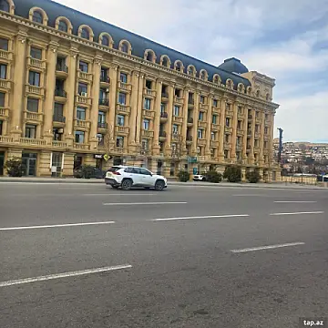 Kirayə verilir 2 otaqlı yeni tikili 50 m²