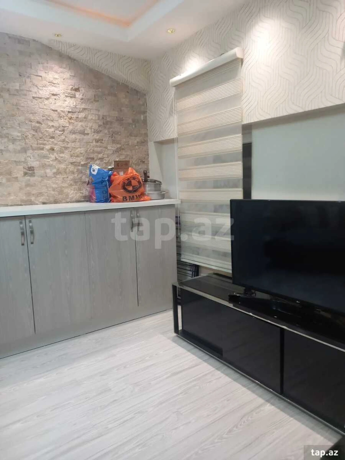 Kirayə verilir 2 otaqlı yeni tikili 50 m²