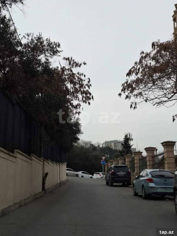 Kirayə verilir 2 otaqlı yeni tikili 85 m²