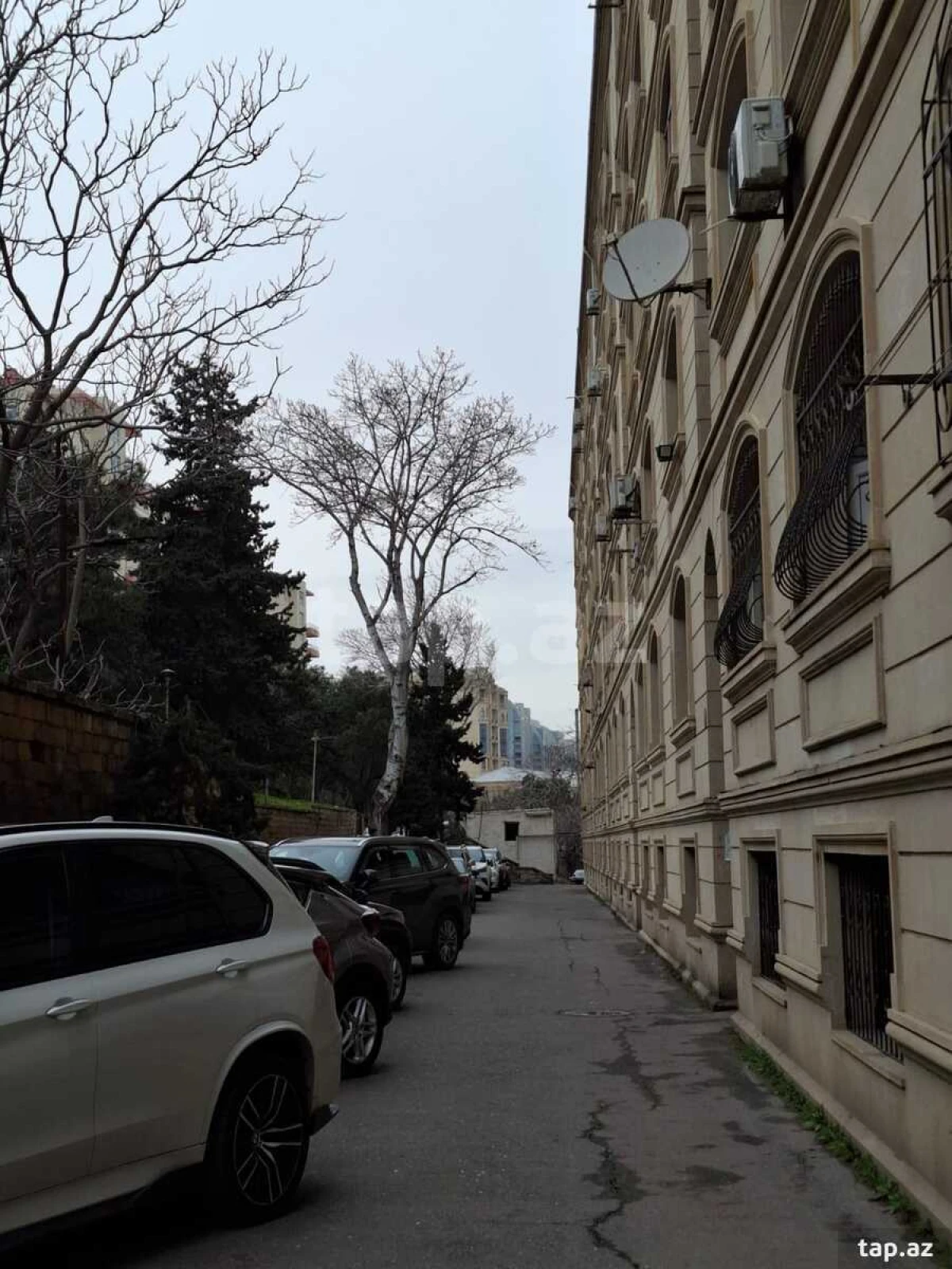 Kirayə verilir 2 otaqlı yeni tikili 85 m²