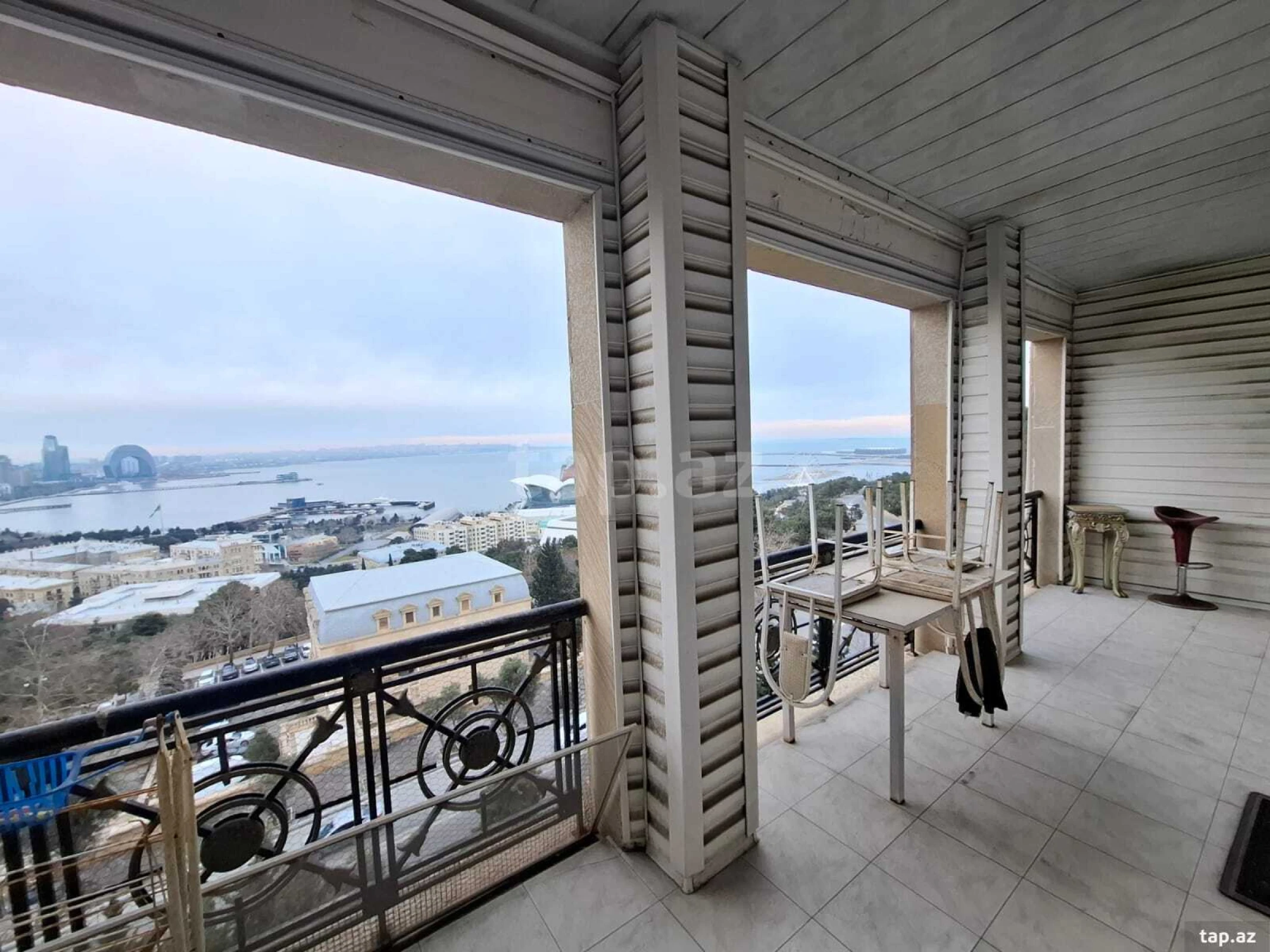 Kirayə verilir 2 otaqlı yeni tikili 85 m²