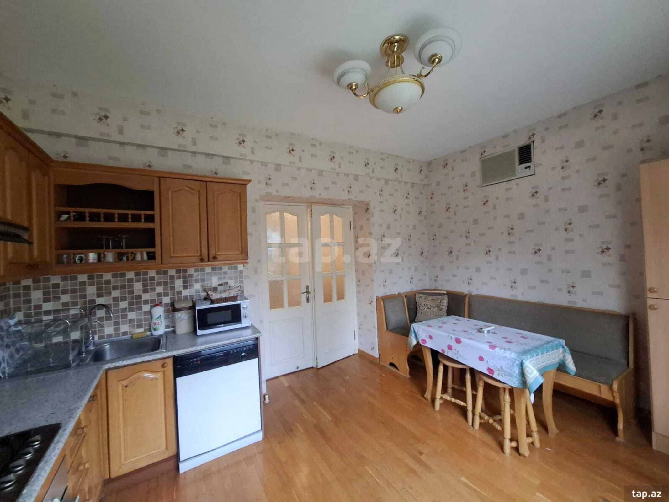 Kirayə verilir 2 otaqlı yeni tikili 85 m²