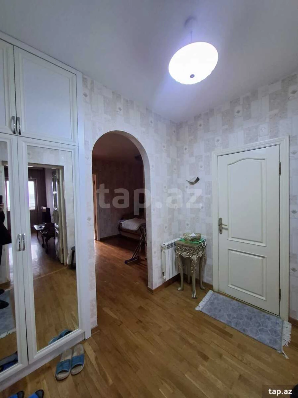 Kirayə verilir 2 otaqlı yeni tikili 85 m²