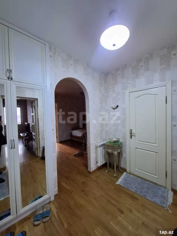 Kirayə verilir 2 otaqlı yeni tikili 85 m²